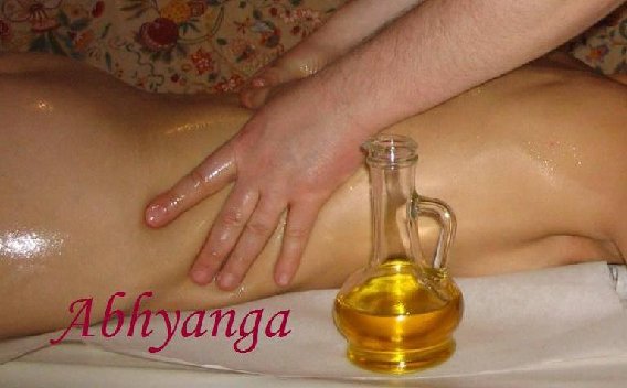 Ayurveda-Massagen in der Wellness Villa des Hotels 