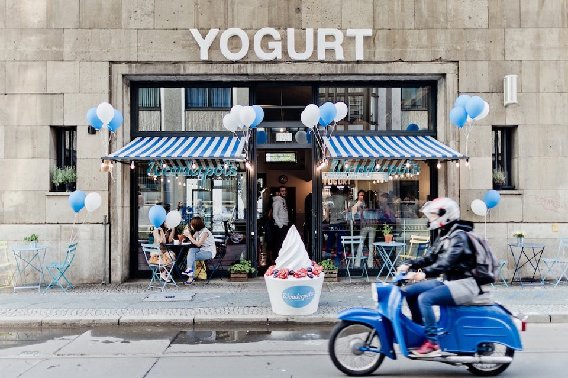 Wonderpots Frozen Yogurt in der Georgenstraße in Berlin - Logo