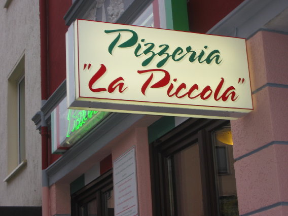 Pizzeria La Piccola in Bochum - Logo