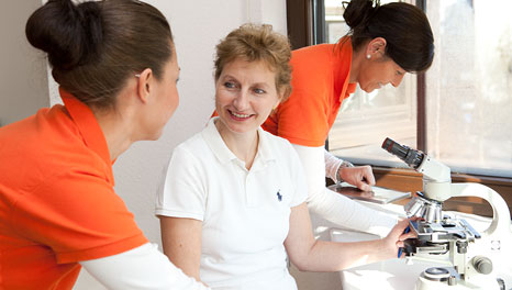 Dr.med. Dorothee Higgins, Ärztin für Frauenheilkunde und Geburtshilfe in Alfter - Logo