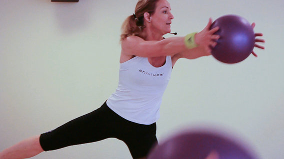 Fitnessstudio Frau in Form in Erfurt - Logo