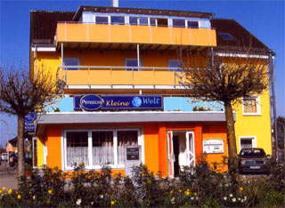 Bodensee-Pension KLEINE WELT in Langenargen - Logo