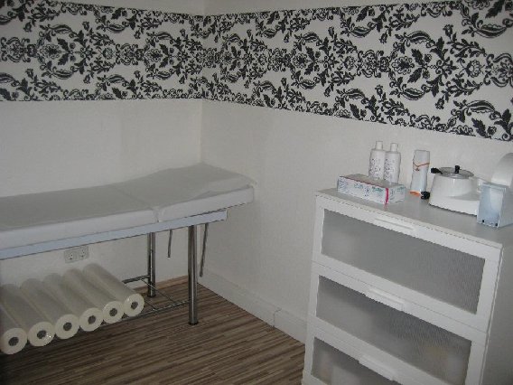 Waxing & Permanent Make Up DÜREN in Düren - Logo